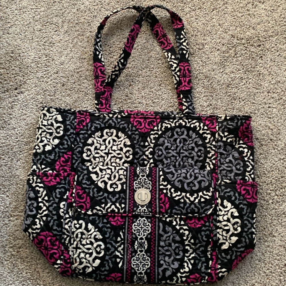 Vera Bradley Tablet Tote/purse Canterbury Magenta Turnlock Zipper tote